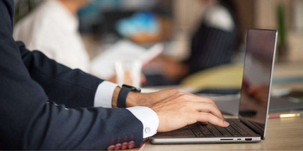 Digitalisation du parcours client en assurance : mythes vs réalité