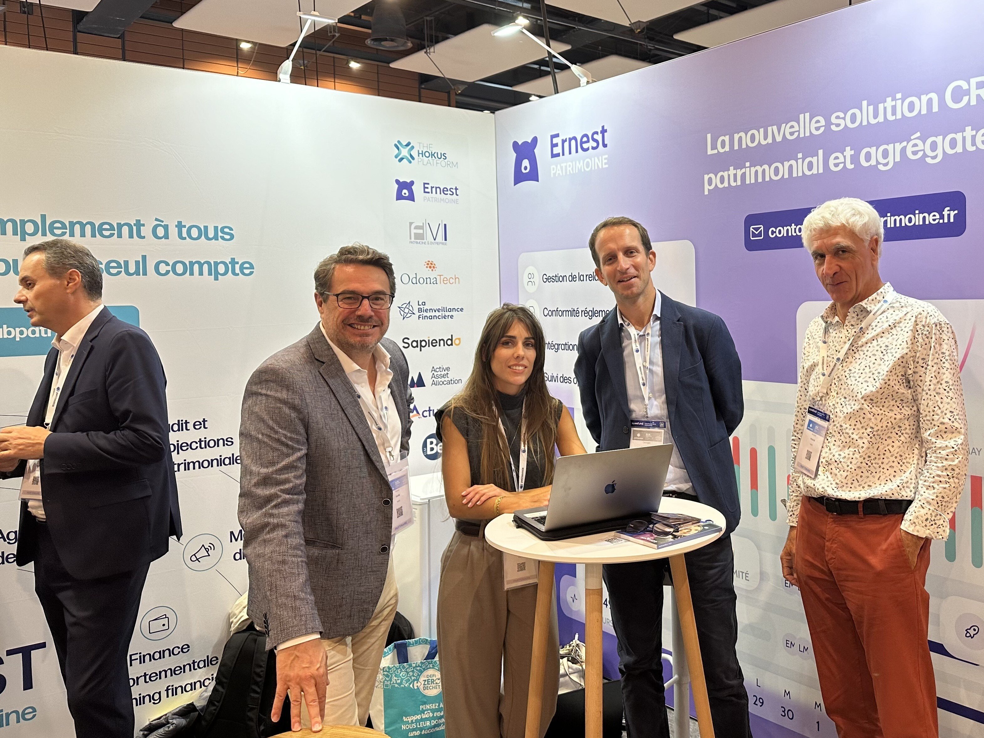 équipe fasst sur le stand du salon patrimonia 2024