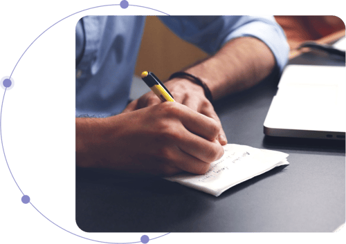 Projection des revenus à la retraite selon différents scénarios dans un outil de simulation